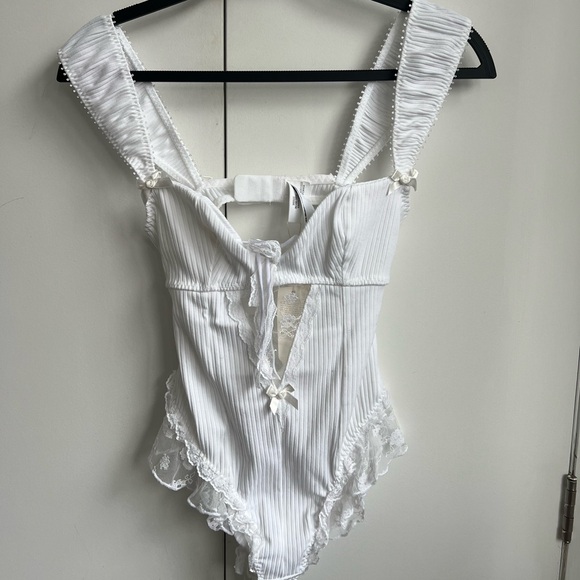 For Love and Lemons Dahlia Bodysuit - Picture 6 of 10